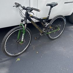 Mongoose Full Suspension Mountain Bike 26”