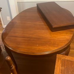 Dining Room Table 