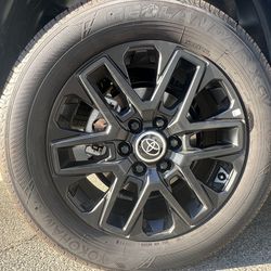 Like New Toyota Tundra Limited Black 20” Wheels And Tires