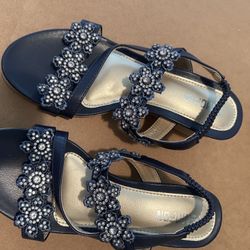 Sandals - Women’s - Size 6 