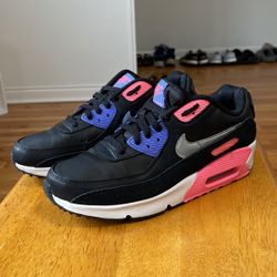 ALMOST NEW CONDITION NIKE AIR MAX Size 7Y Or Will Fit 8.5 Women