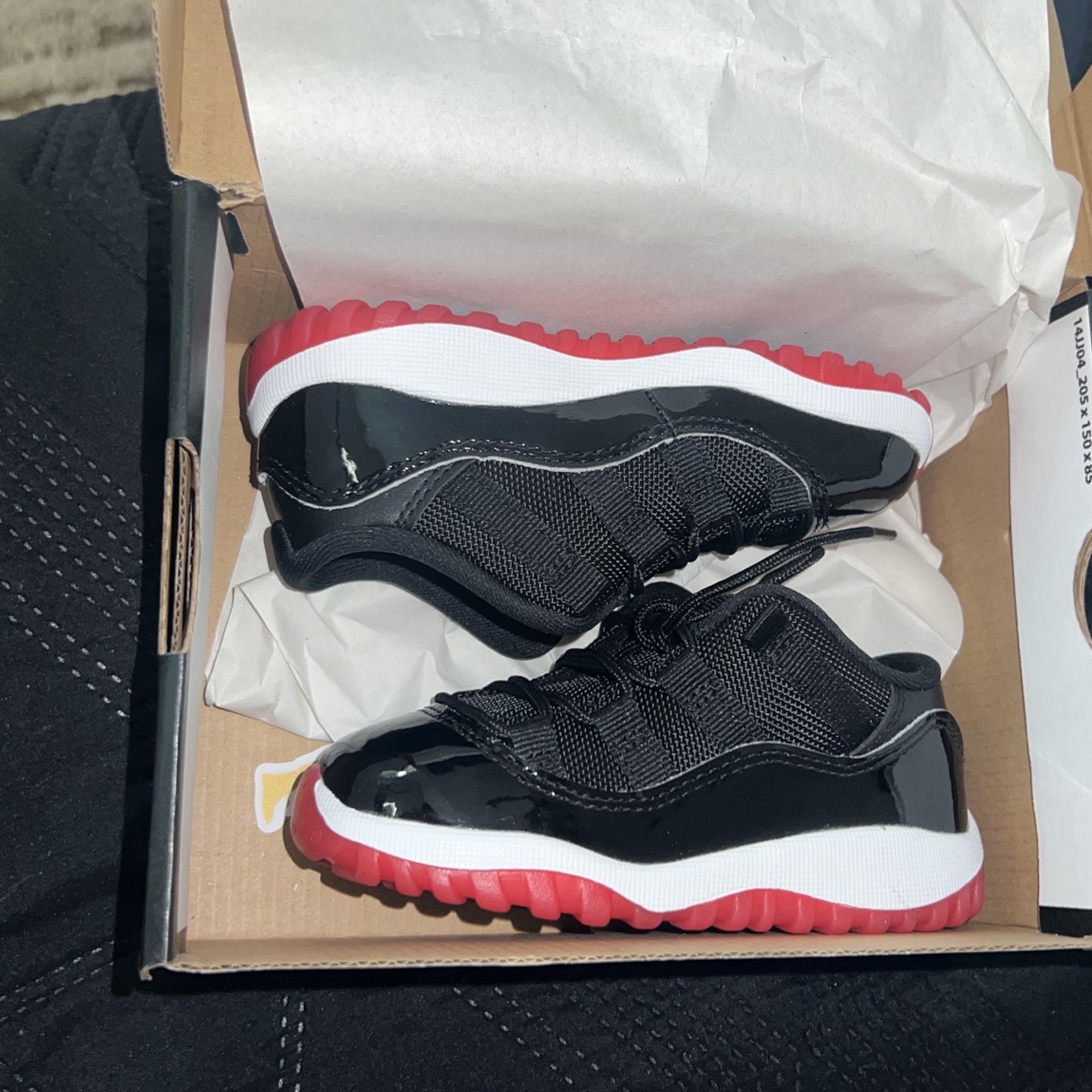 Jordan Retro 11 Low 8c