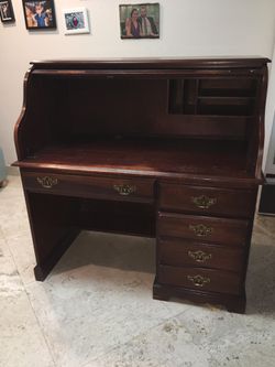 Classic solid cherrywood rolltop desk with hutch