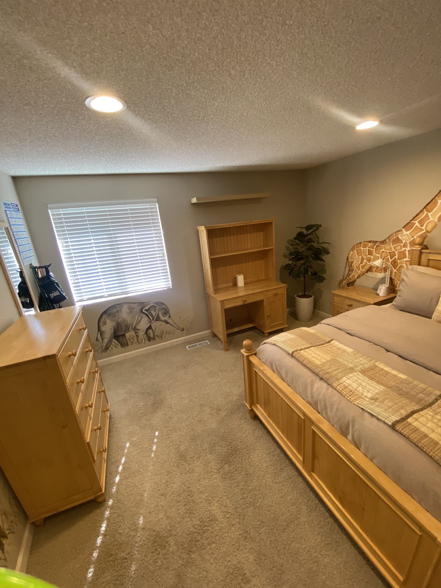 6 Piece Full Size Bedroom Furniture Set