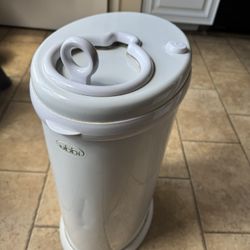 Ubbi Diaper pail