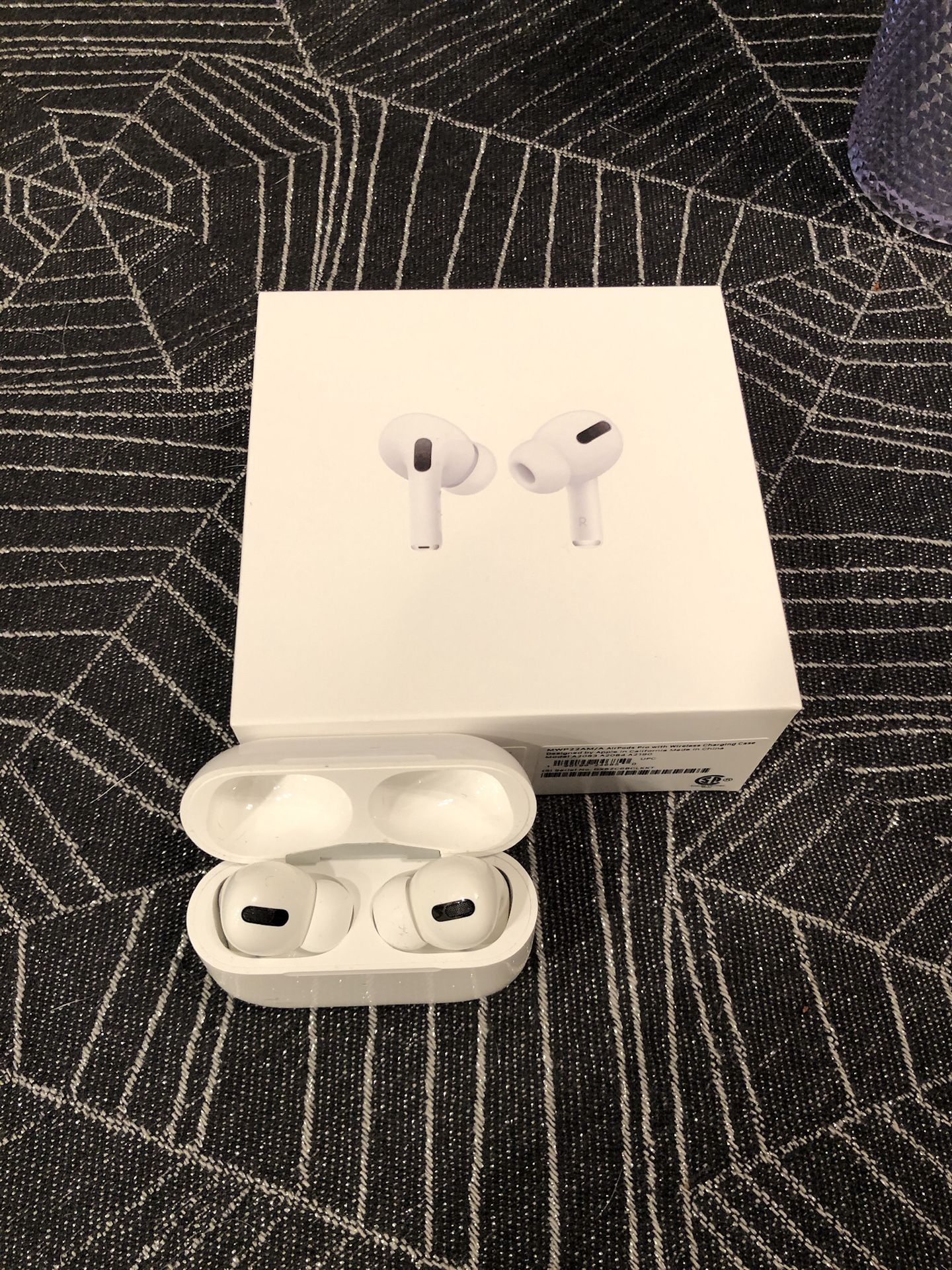 AirPods Pro