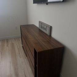 Modani Wooden Bedroom set