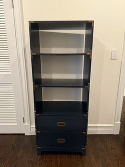 Crate & Kids Bookcase