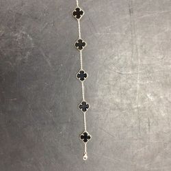 Woman’s Gold Bracelet