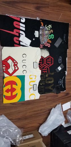 Balenciaga an Gucci tshirts