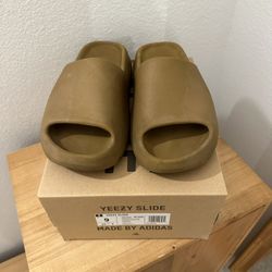 Yeezy Slide Ochre Size 9