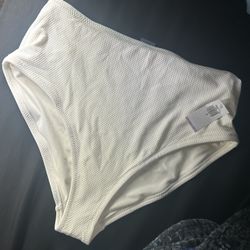 OLD NAVY SWIMSUIT BOTTOM