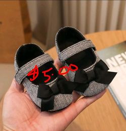 Baby shoes