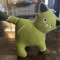 Halloween Green Cat