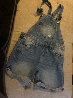 Levi’s overalls