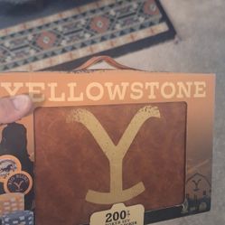 Yellowstone Poker Set