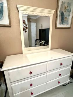 drawer dresser w mirror