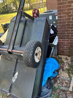 Pull behind lawn cart