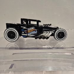Hot Wheels Team Awesome Bone Shaker Series 2005