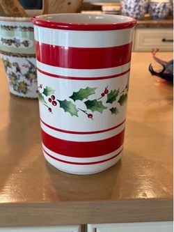 Lenox utensil holder