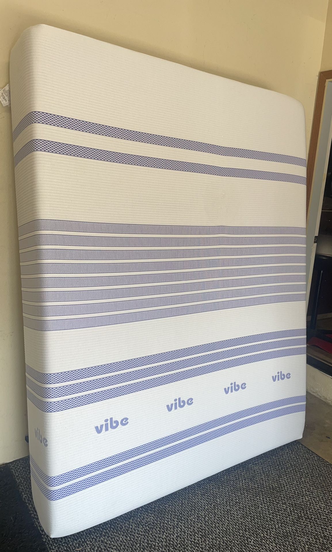 12 inch Vibe Memory Foam Mattress *Delivery Available*