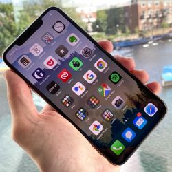 Mint condition IPhone 11 Pro Max 64 gb unlocked