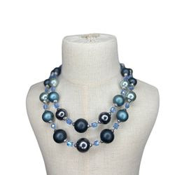 Blues & teals faux pearl and beaded double layer necklace    Good condition, but is pre-loved. The full pearls are in pretty shades of teal and blue, 