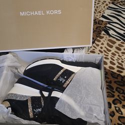 Michael kors size 7