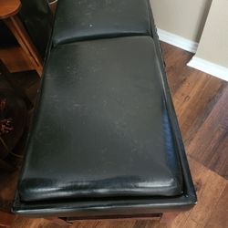 OTTOMAN COFFEE TABLE & STORAGE