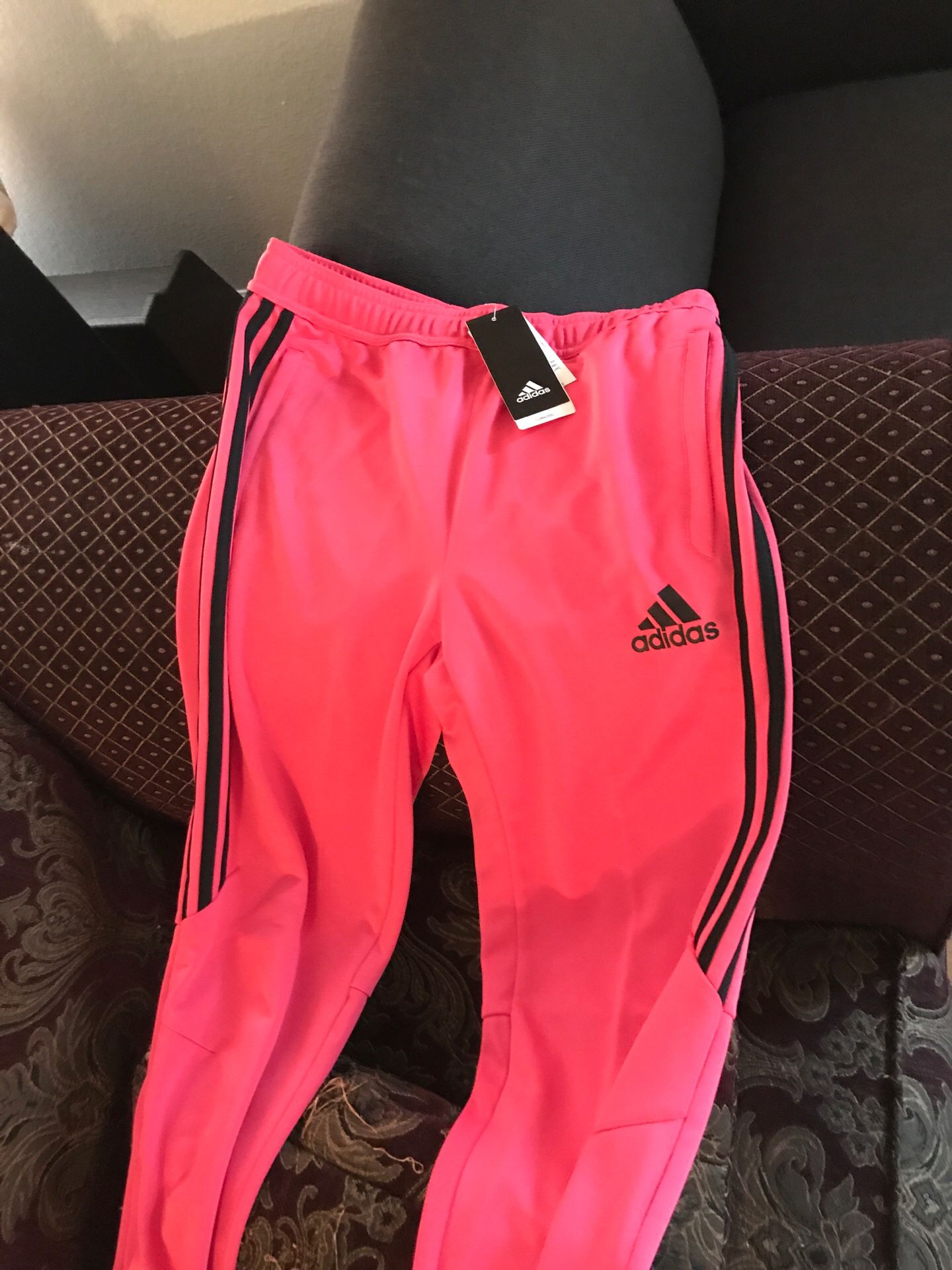 Women’s adidas jogger pants Size L (new)