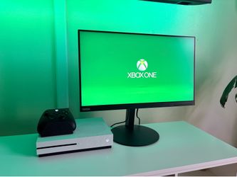 Xbox One S  + 24” Monitor + X/S Controller