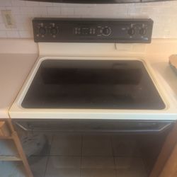 GE Flat Top Stove
