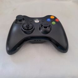 Xbox 360 Wireless Controllers Used.