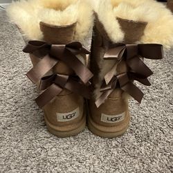 Size 5 UGG Boots