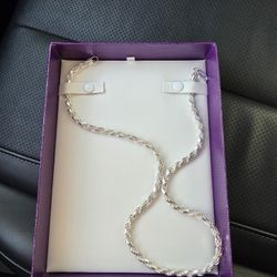 STERLING SILVER NECKLACE