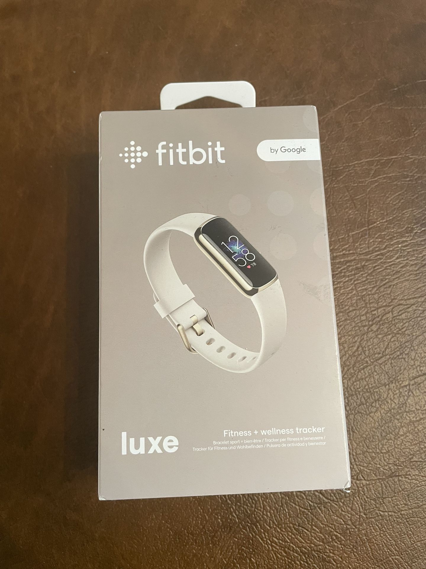 Fitbit Luxe-Fitness and are the Wellness-Tracker