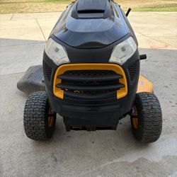 2016 poulan pro 46” Cut Mower