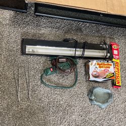 Extra Reptile Supplies 