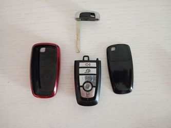 Ford Smart Key Fob with Covers