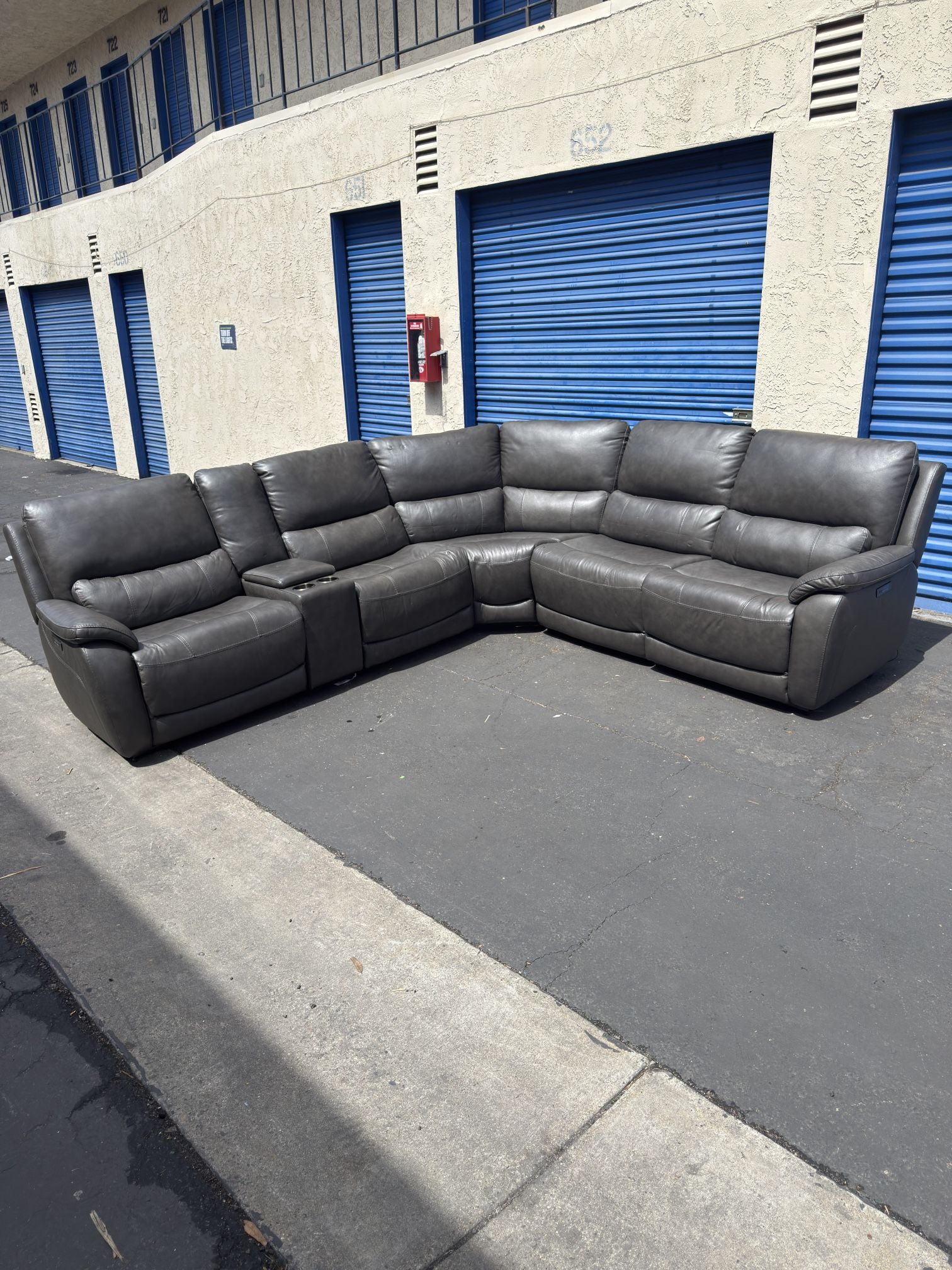 FREE LOCAL DELIVERY 🛻 Wylder Leather Power Reclining Sectional with Power Headrests