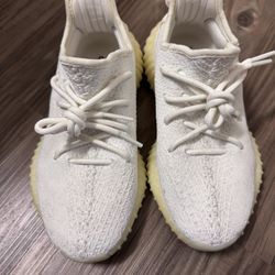 Yeezy Boost 350 V2 Triple White