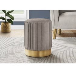Round Velvet Upholstered Pouf / Ottoman