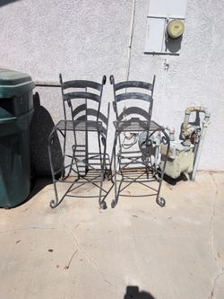 Tall Outdoor Stools