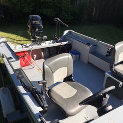 Aluminum Fishing Boat 2006 SmokerCraft Lodge SS