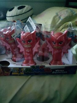 Owlet Water Squirters