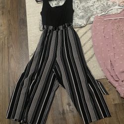 Tengo Mucha Ropa Diferente Alguna Nueva Y Otra Alguna Sola Puesta Size M Y XL Y L