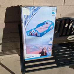 Toddler Bed Frozen Theme
