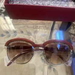 Wooden Temple Frame Round Vintage .