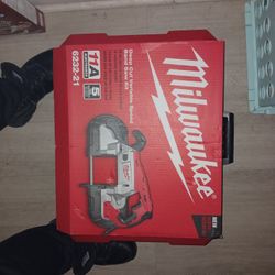 Milwaukee Band Saw
