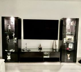 Wall unit TV stand